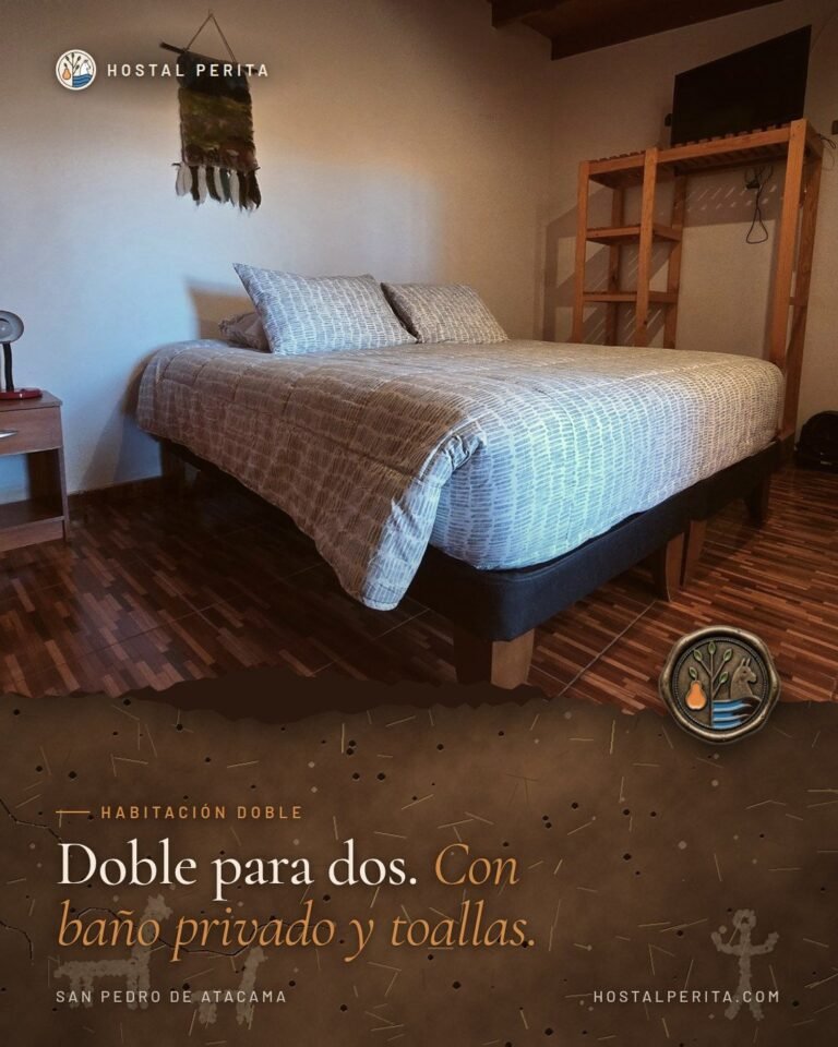 La habitación Doble es para dos personas y viene con baño privado, TV, toallas, sábanas, WiFi, secador y limpieza diaria.